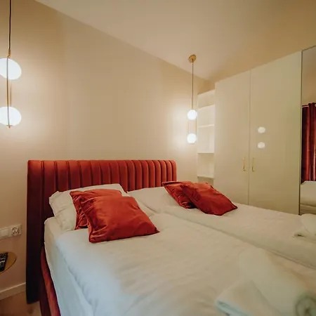 Silence Karpatia Delux Z Wanna * 卡尔帕奇